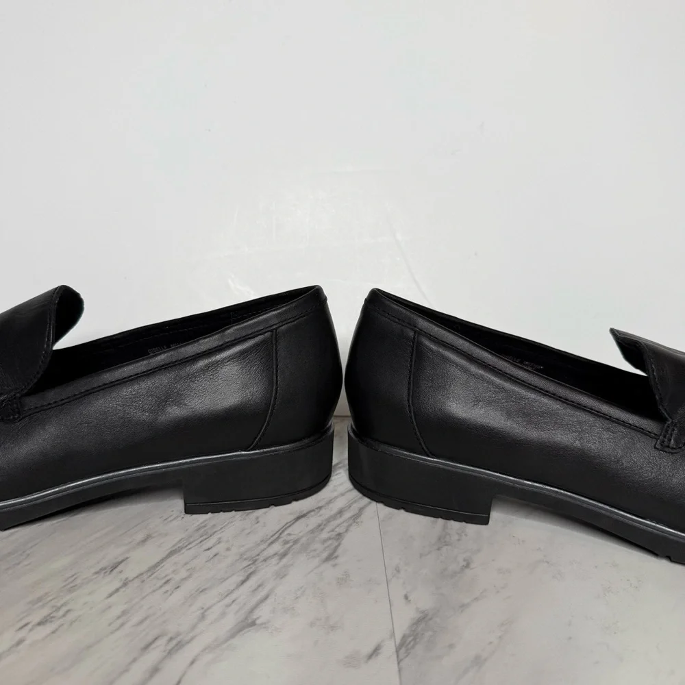 Munro Giselle Black Leather Loafer 9 1/2 W